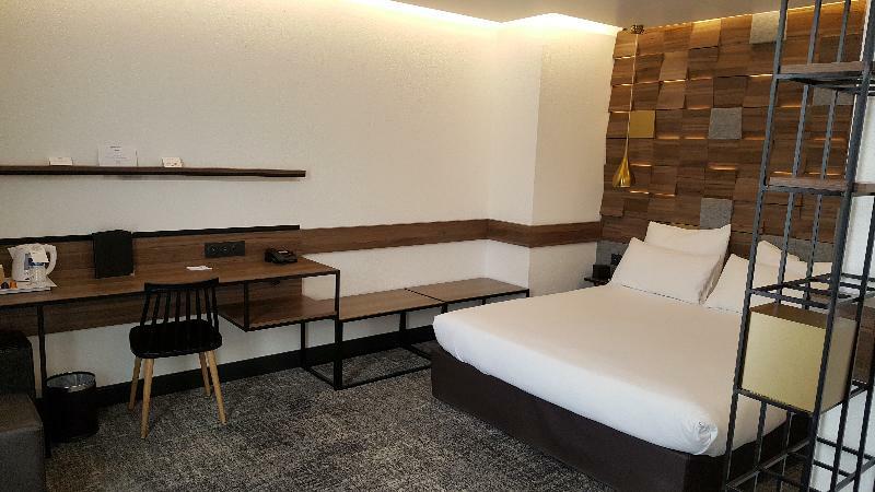 Moxy Annecy Hotel Luaran gambar